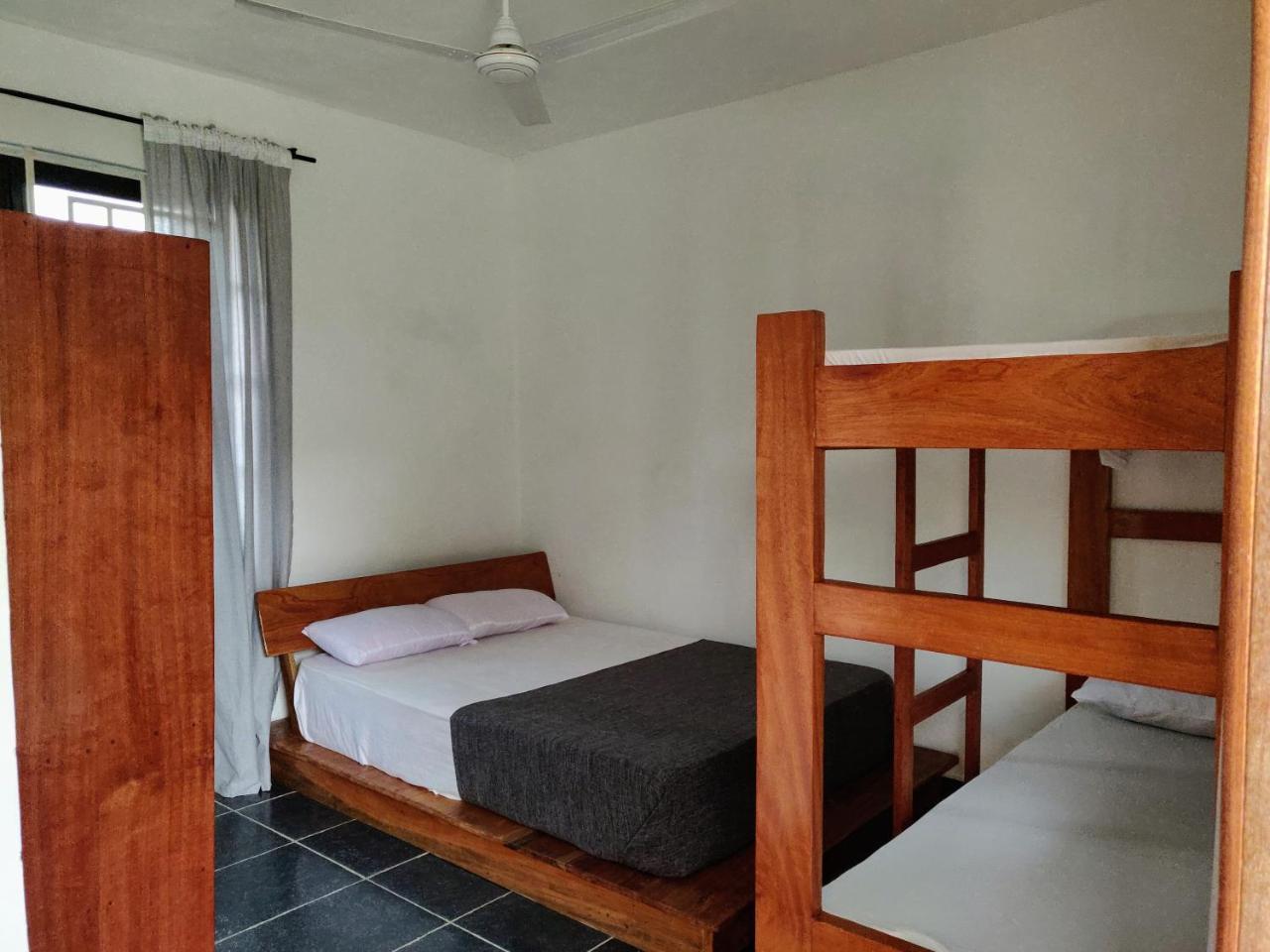 Serenity Haven Lodge Busua Luaran gambar